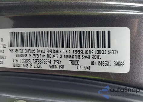 2015 Ram 1500 Outdoorsman z USA, uszkodzony, nr VIN 1C6RR6LT3FS675674